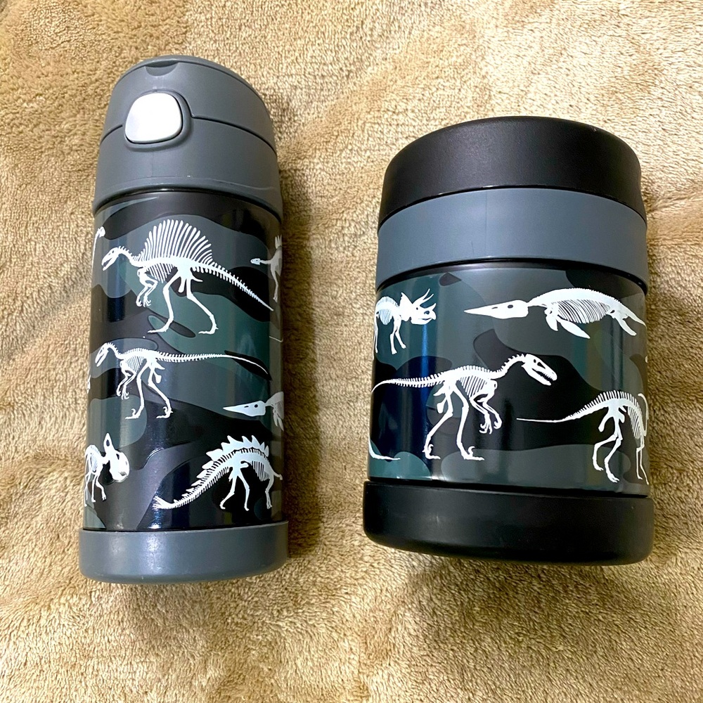 Dinosaur 10oz Thermos FUNtainer Food Jar $ Matching 12oz FUNtainer Water Bottle